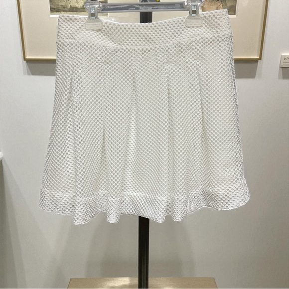 Banana Republic White Mesh Tennis Skirt Size 4 Athletic Preppy Pleated Lined - Picture 1 of 9